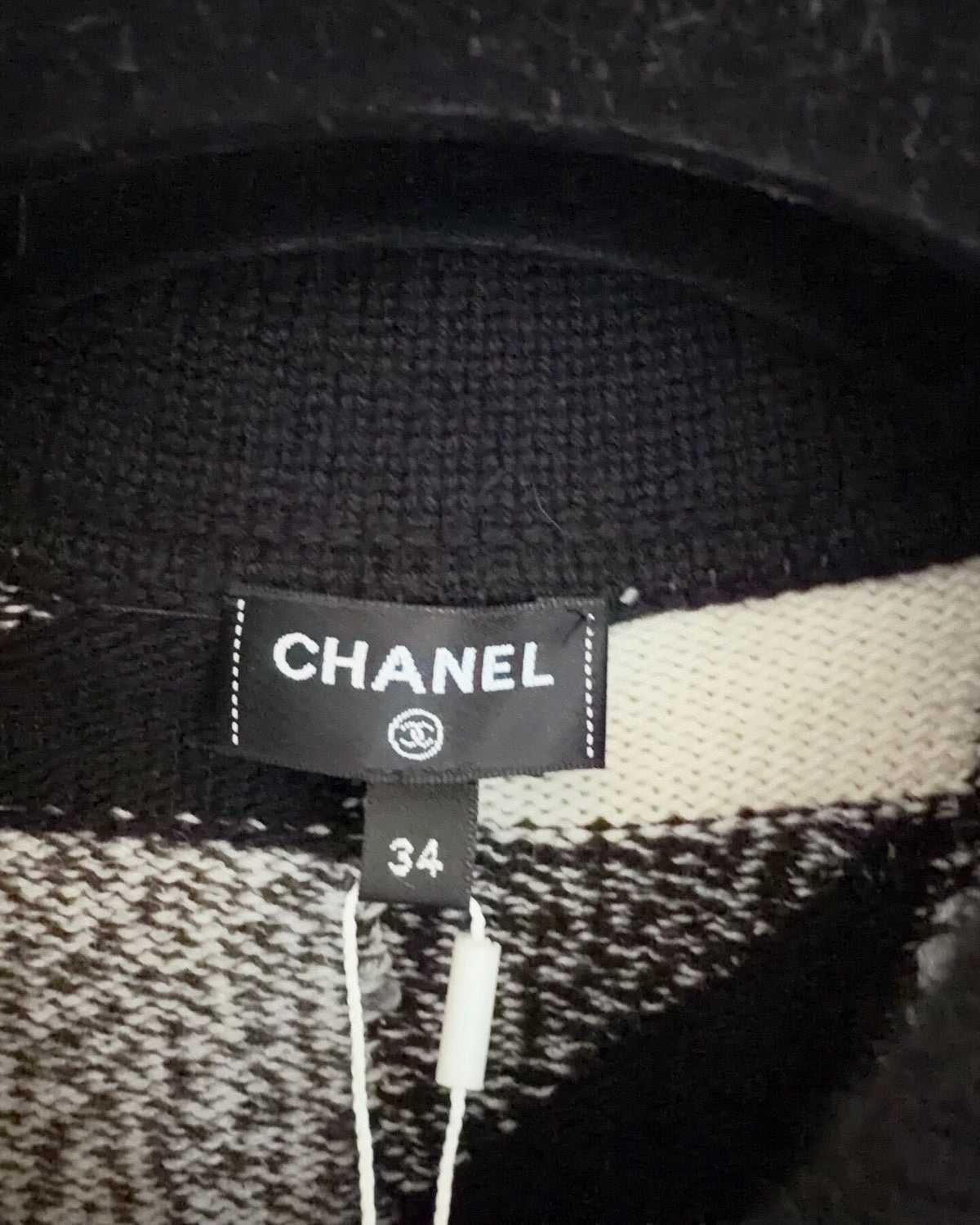 Chanel 22N Coco Neige Cashmere Logo Zip-Up Cardigan Black, White, Grey FR 34
