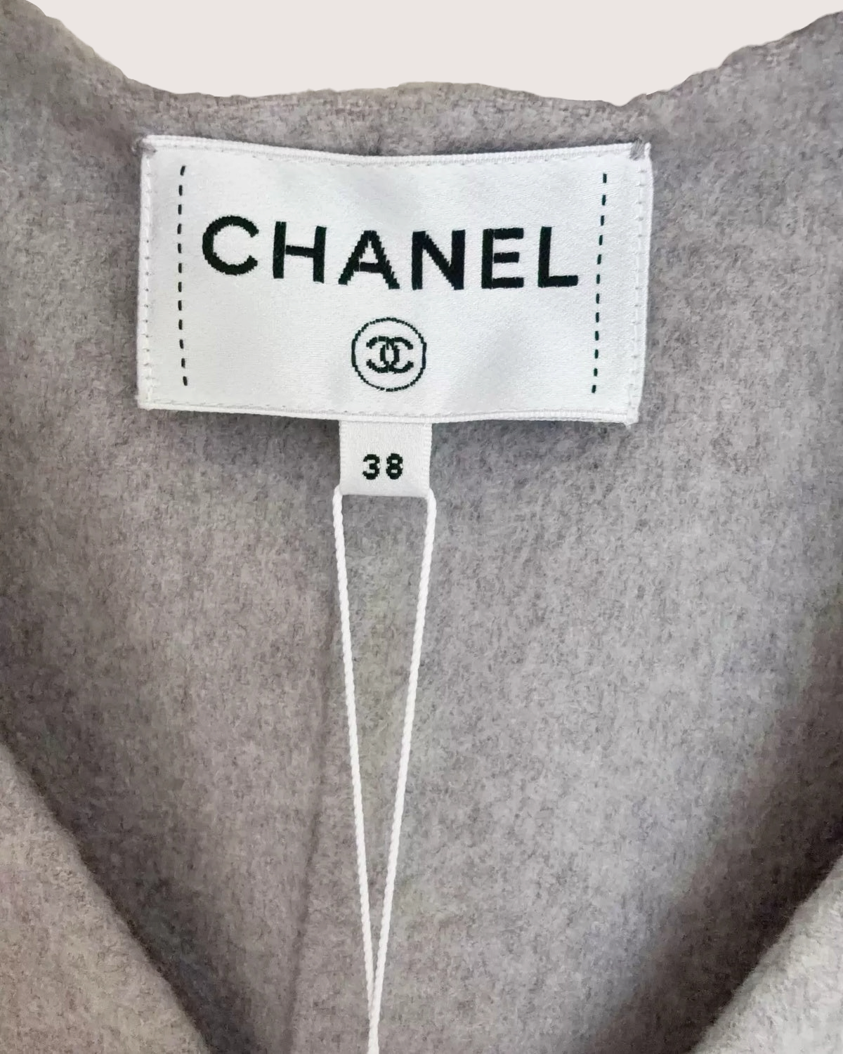 Chanel 26P Cashmere Pocket Cardigan Grey FR 38