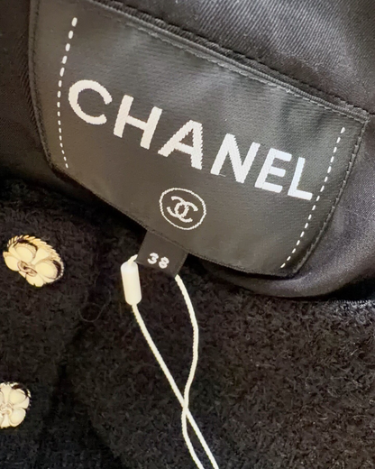 Chanel 24P Cropped Tweed Jacket Black, White FR 38