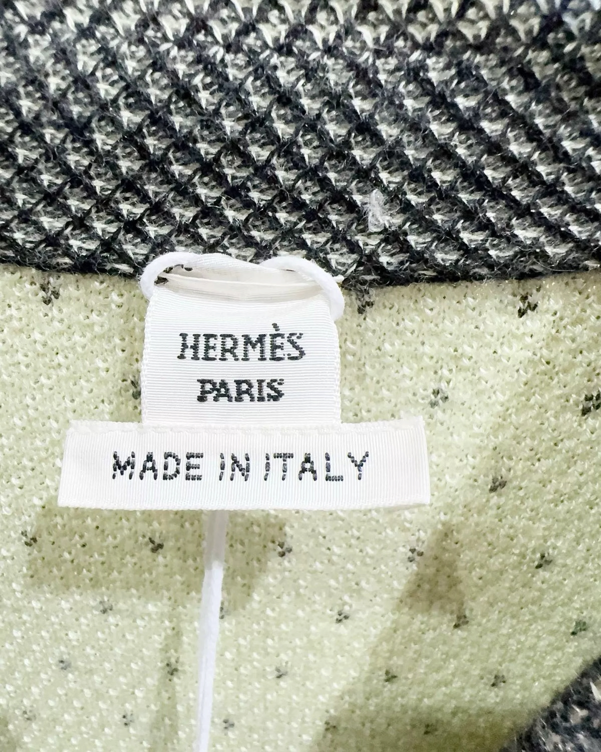 Hermès Bandana Print Cardigan Beige/Ecru, Grey, Black FR 34