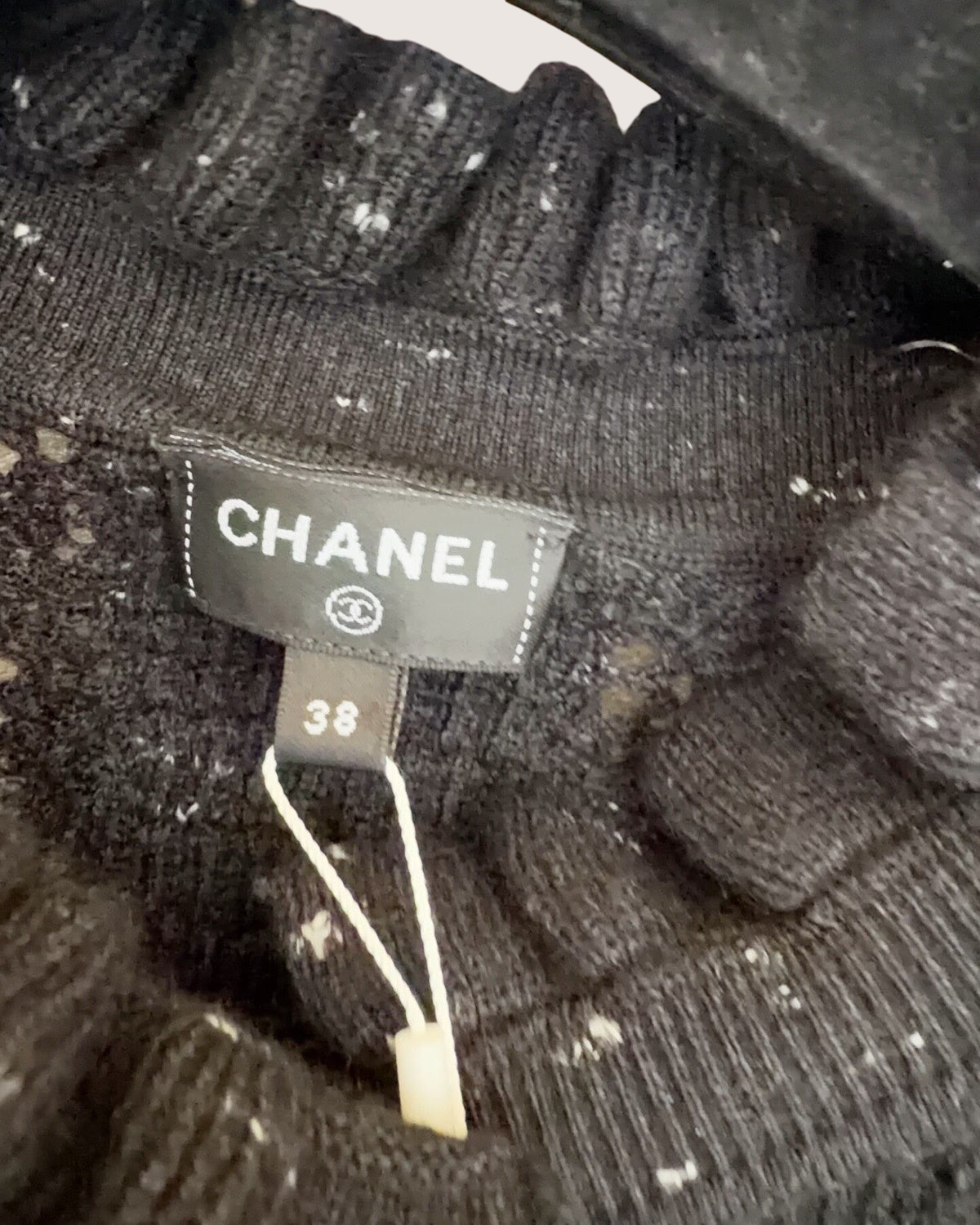 Chanel 25A Cashmere Openwork Cardigan Black, White FR 38