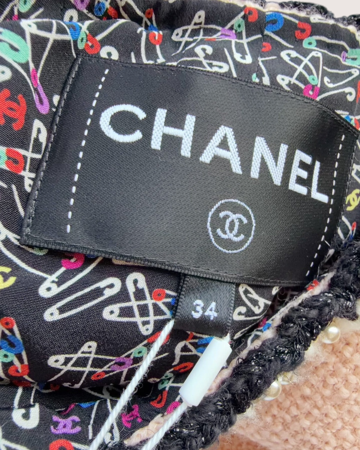 Chanel 24A Pearl-Trim Tweed Four-Pocket Jacket Beige/Ecru, Black, White FR 34