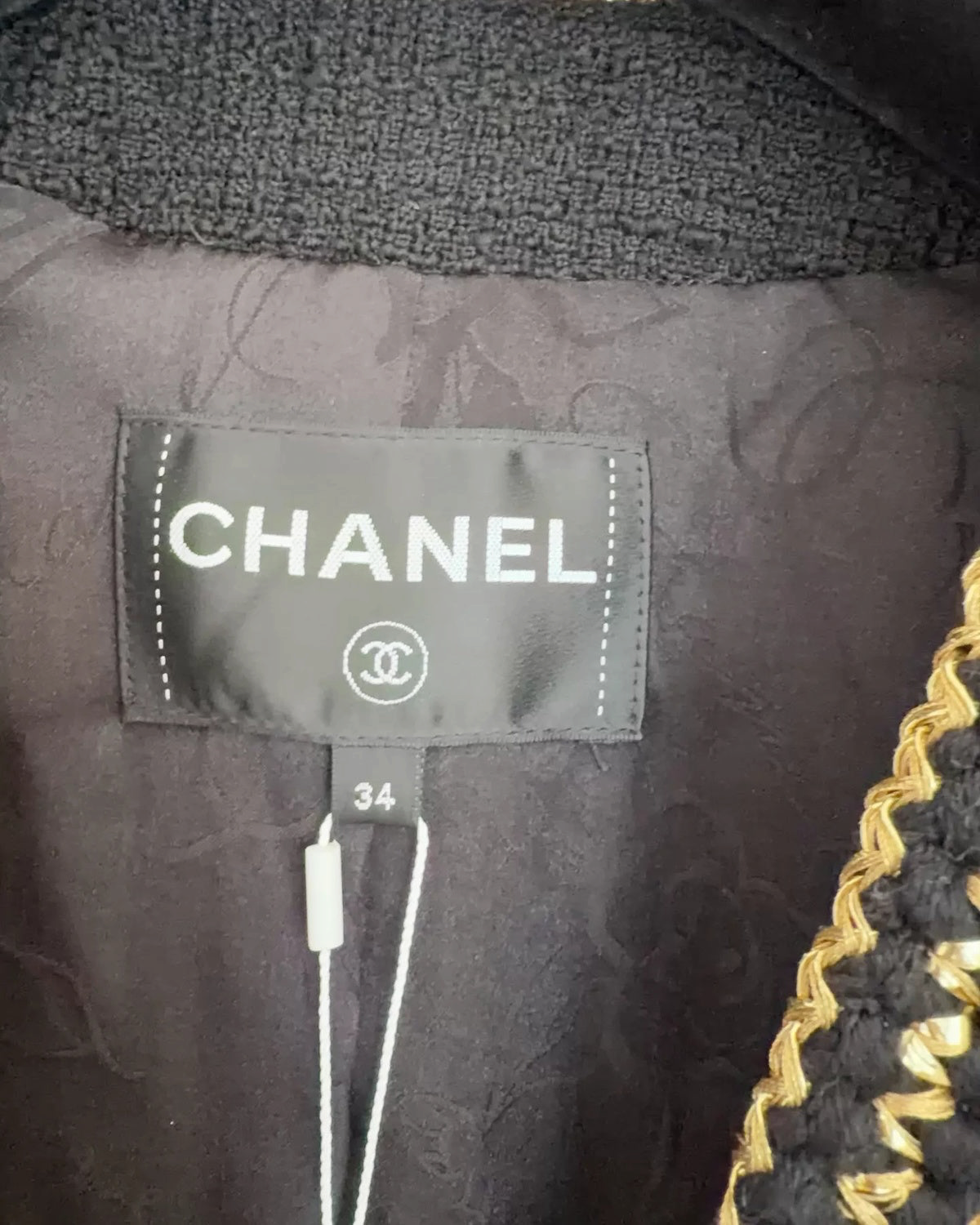Chanel 17A Tweed Jacket - view 4