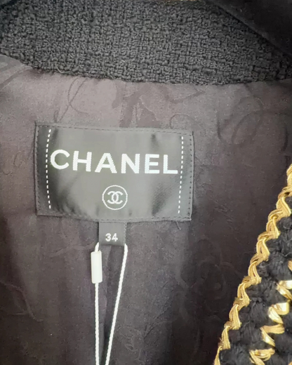 Chanel 17A Tweed Jacket - view 4