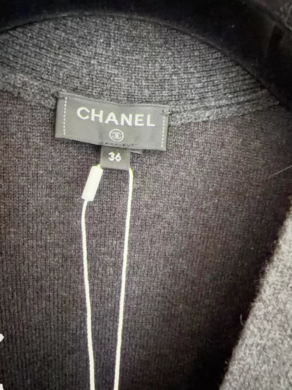 Chanel 22A CC Logo Cashmere Cardigan - view 4