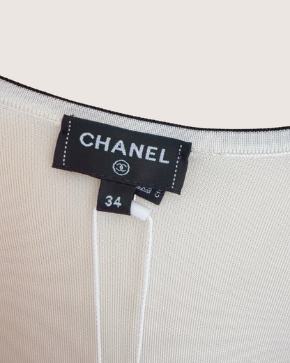 Chanel 26S Contrast-Trim V-Neck Top White, Black FR 34