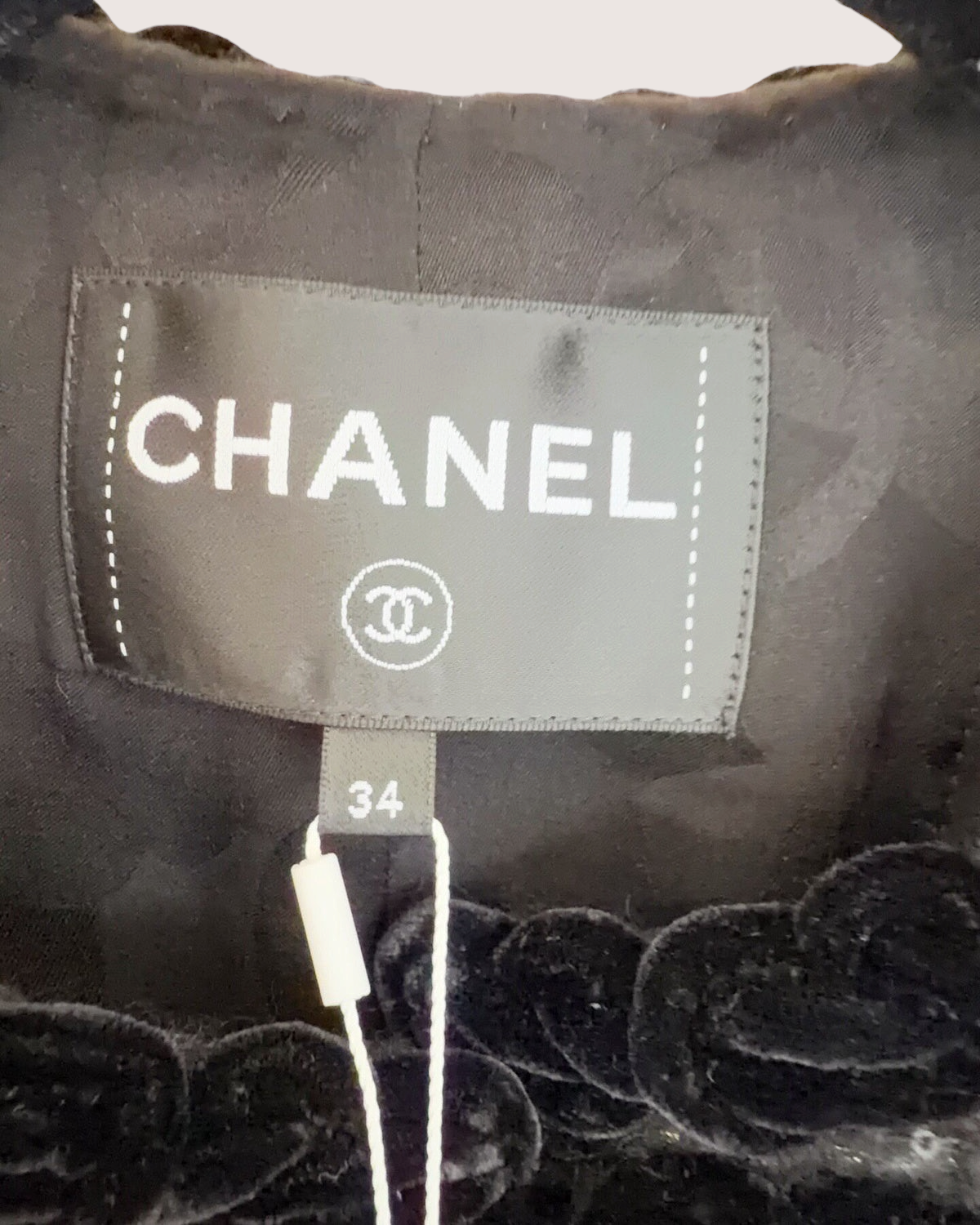 Chanel 25A Tweed Jacket Black, Gold FR 34