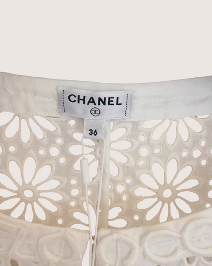 Chanel 21S Crochet Openwork Flowers Cardigan - view 4