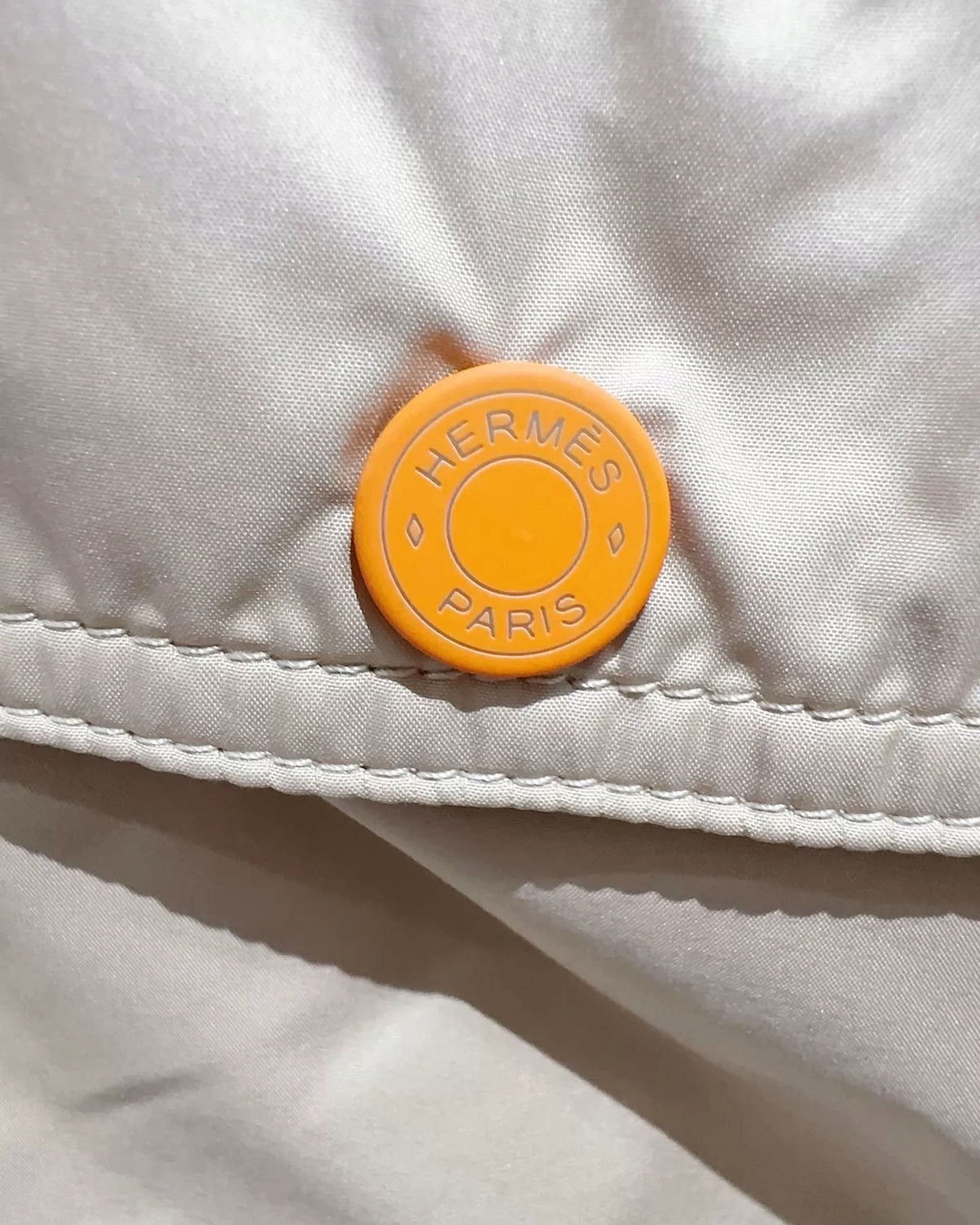 Hermès Quilted Cropped Jacket Beige/Ecru, Orange FR 38