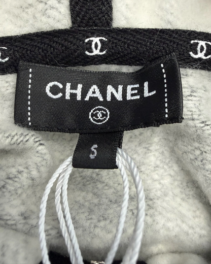 Chanel 25B Speckled Pullover Hoodie Black, White, Beige/Ecru FR 36