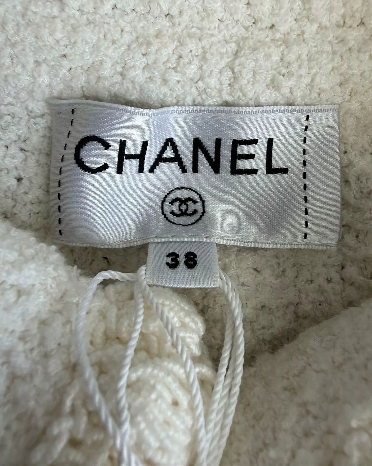 Chanel 25P Pearl-Trim Tweed Cardigan White FR 38