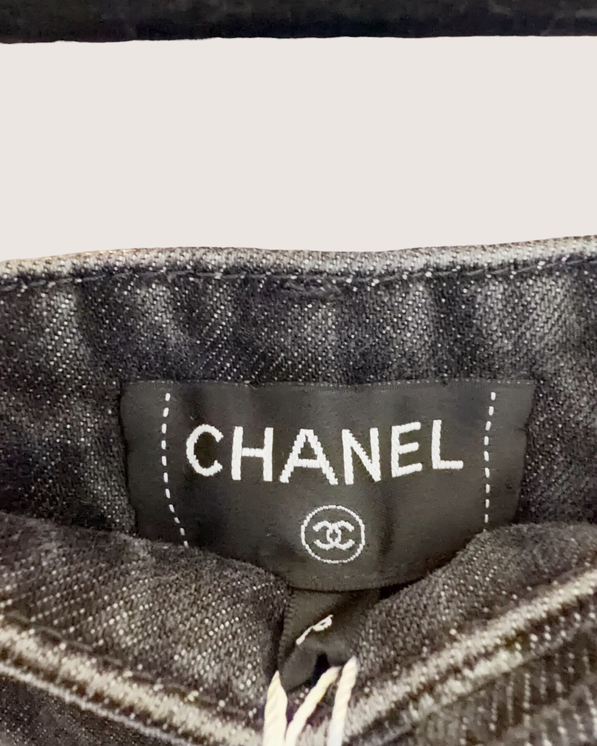 Chanel 25B Printed Denim Shorts Grey, Multicolor FR 36