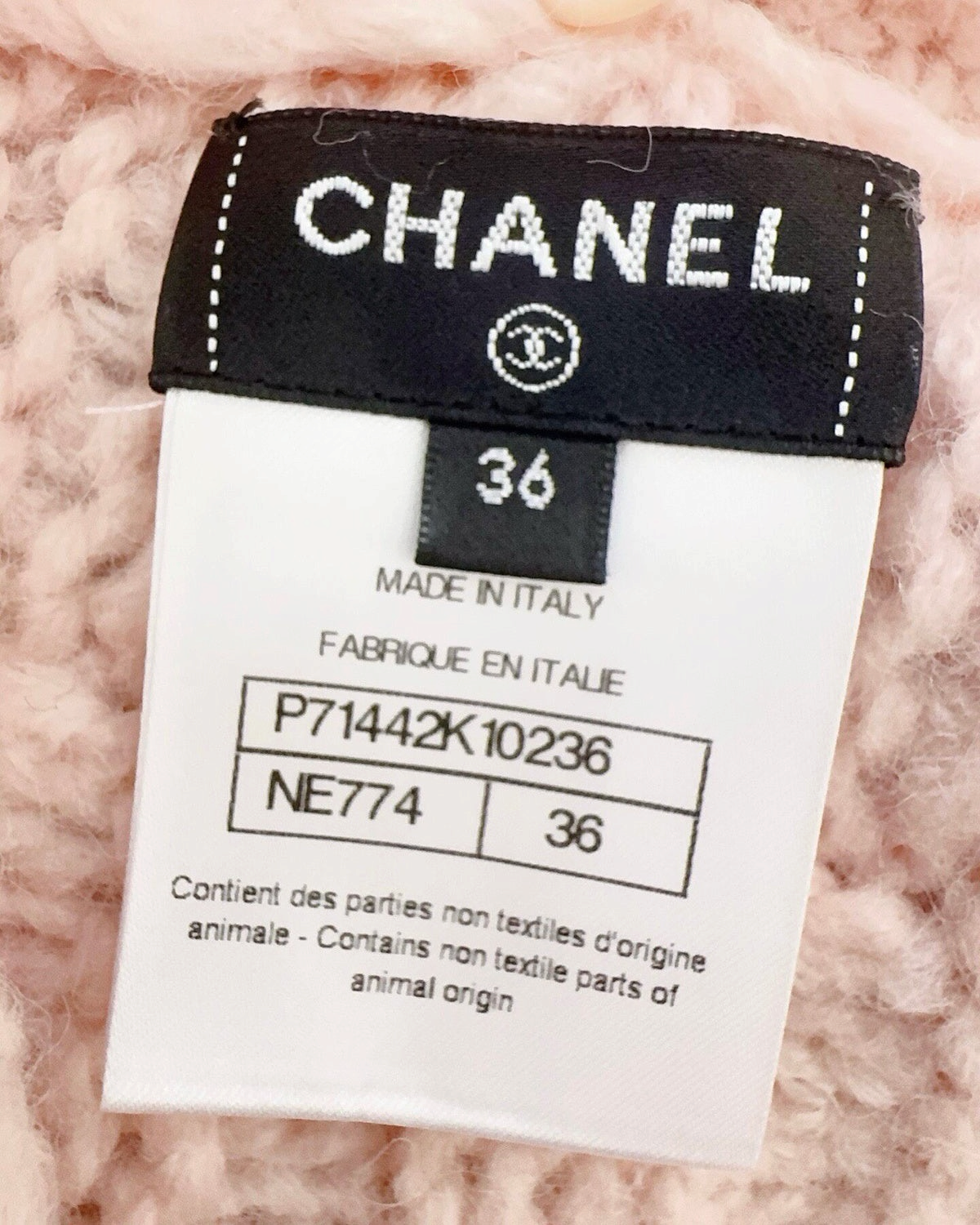 Chanel 21B Wool Cape-Collar Sweater Pink FR 36