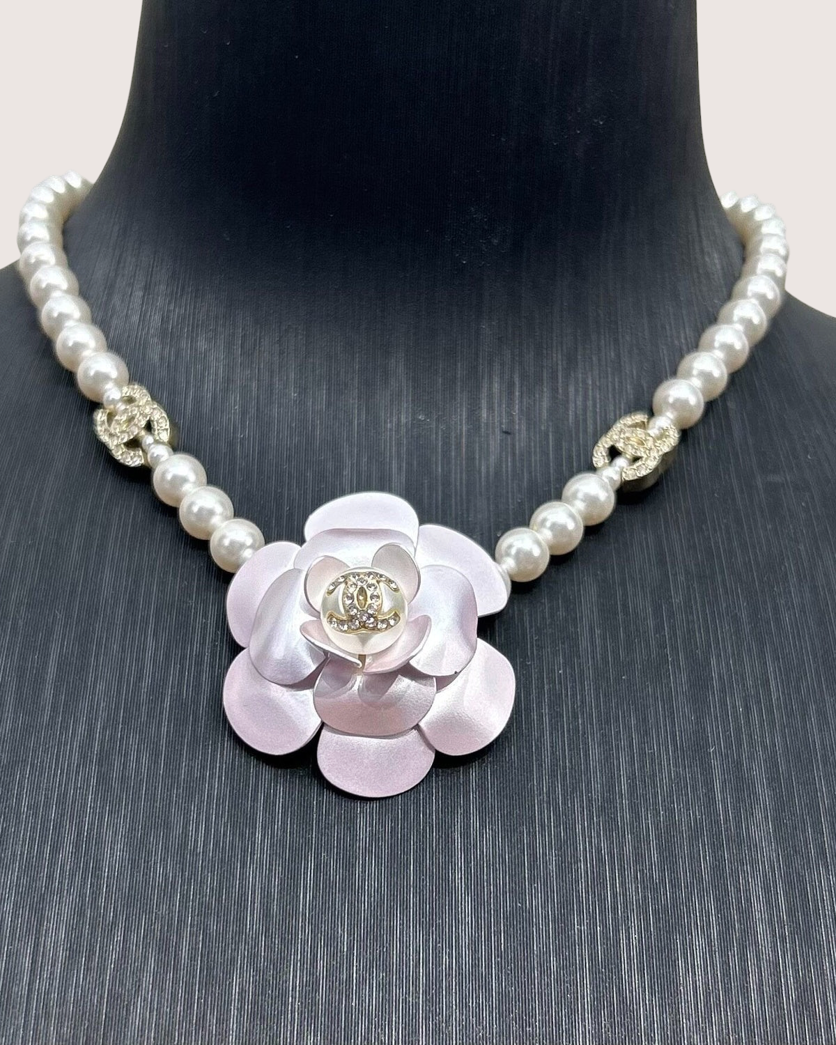 Chanel 23C Camellia Pearl Choker Necklace White, Pink, Gold One Size