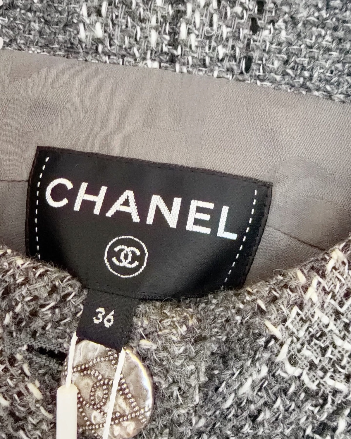 Chanel 19P Ruffled Tweed Jacket Grey, White FR 36