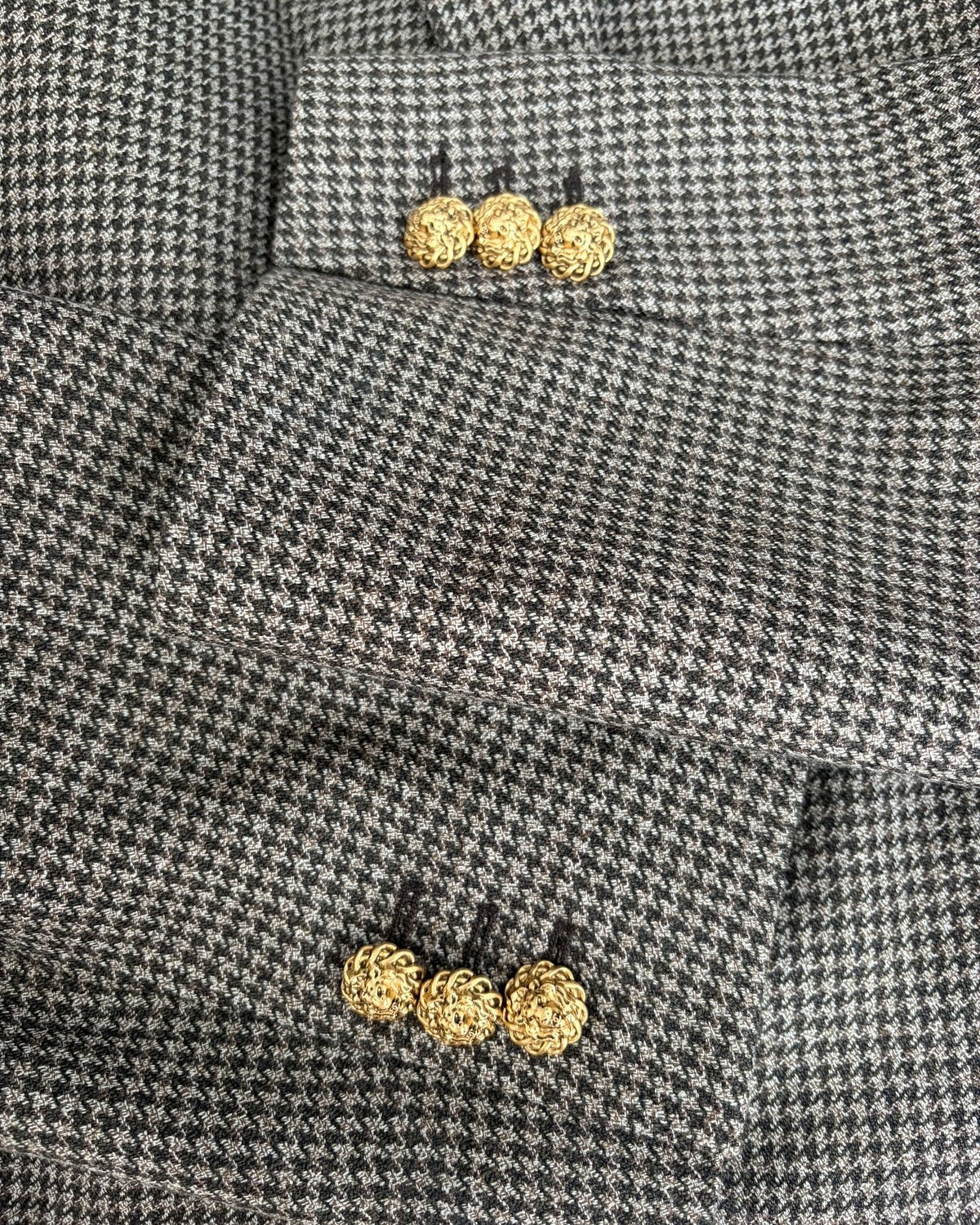 Chanel 26S Houndstooth Cropped Jacket Brown, Beige/Ecru FR 42