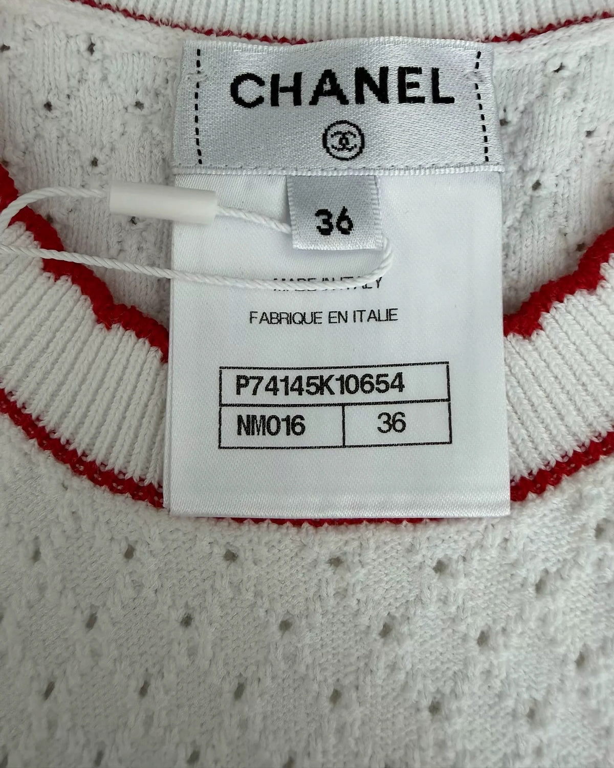 Chanel 23C Bouclé CC5 Logo Top White, Red FR 36