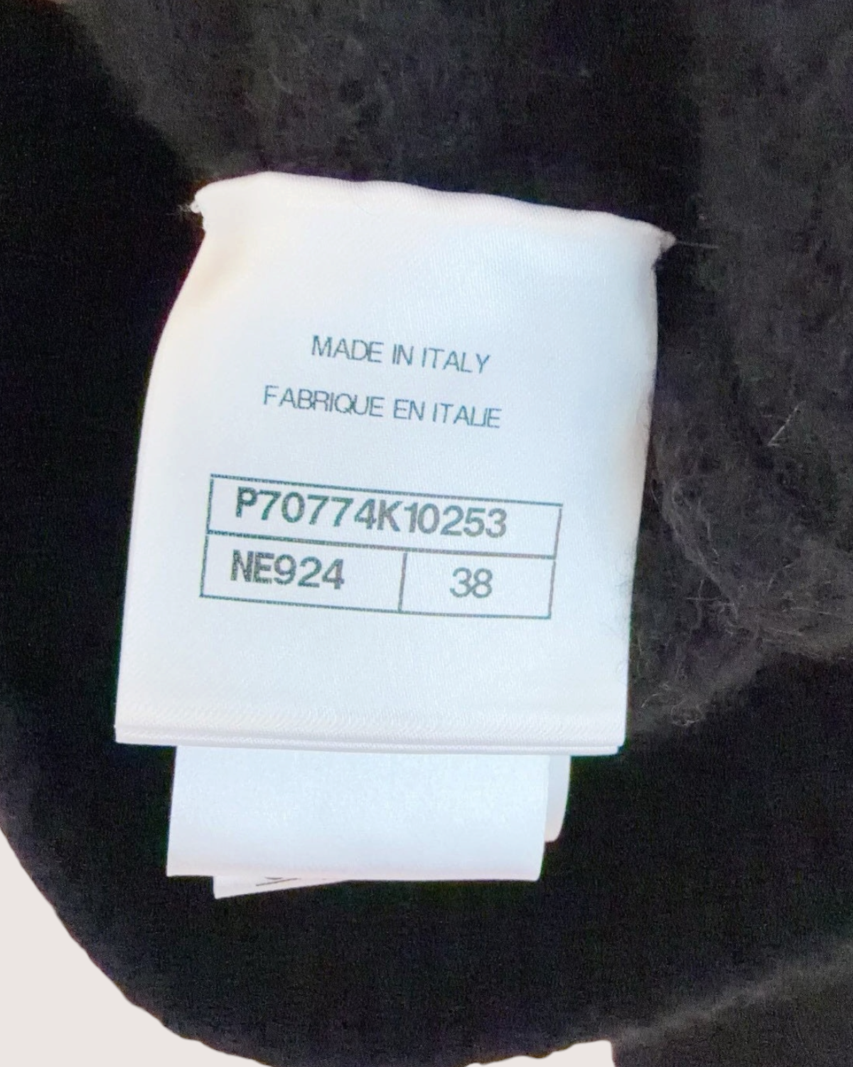 Chanel 21N Coco Neige Cashmere Coco Logo Mock-Neck Sweater Black, White FR 38