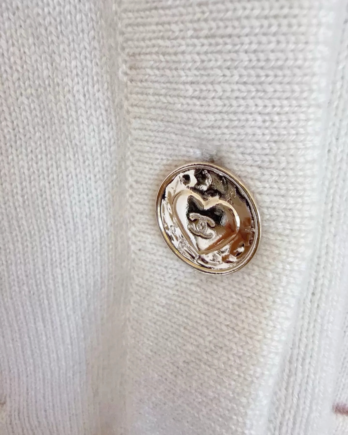 Chanel 25B Long-Sleeve Tie Jacket White FR 36
