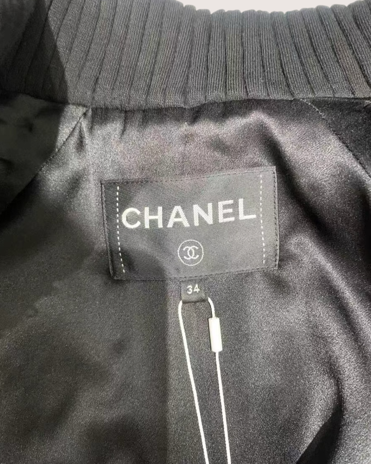 Chanel 22A Crystal-Embellished Zip-Up Tweed Jacket Black FR 34