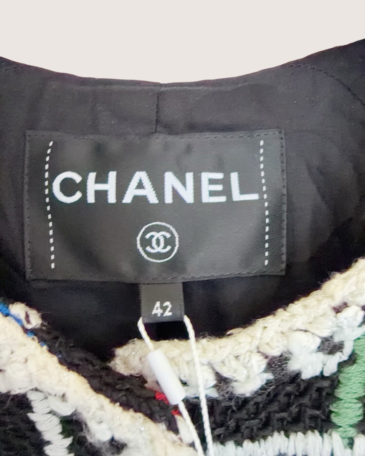 Chanel 25C Tweed Jacket Black, White, Multicolor FR 42