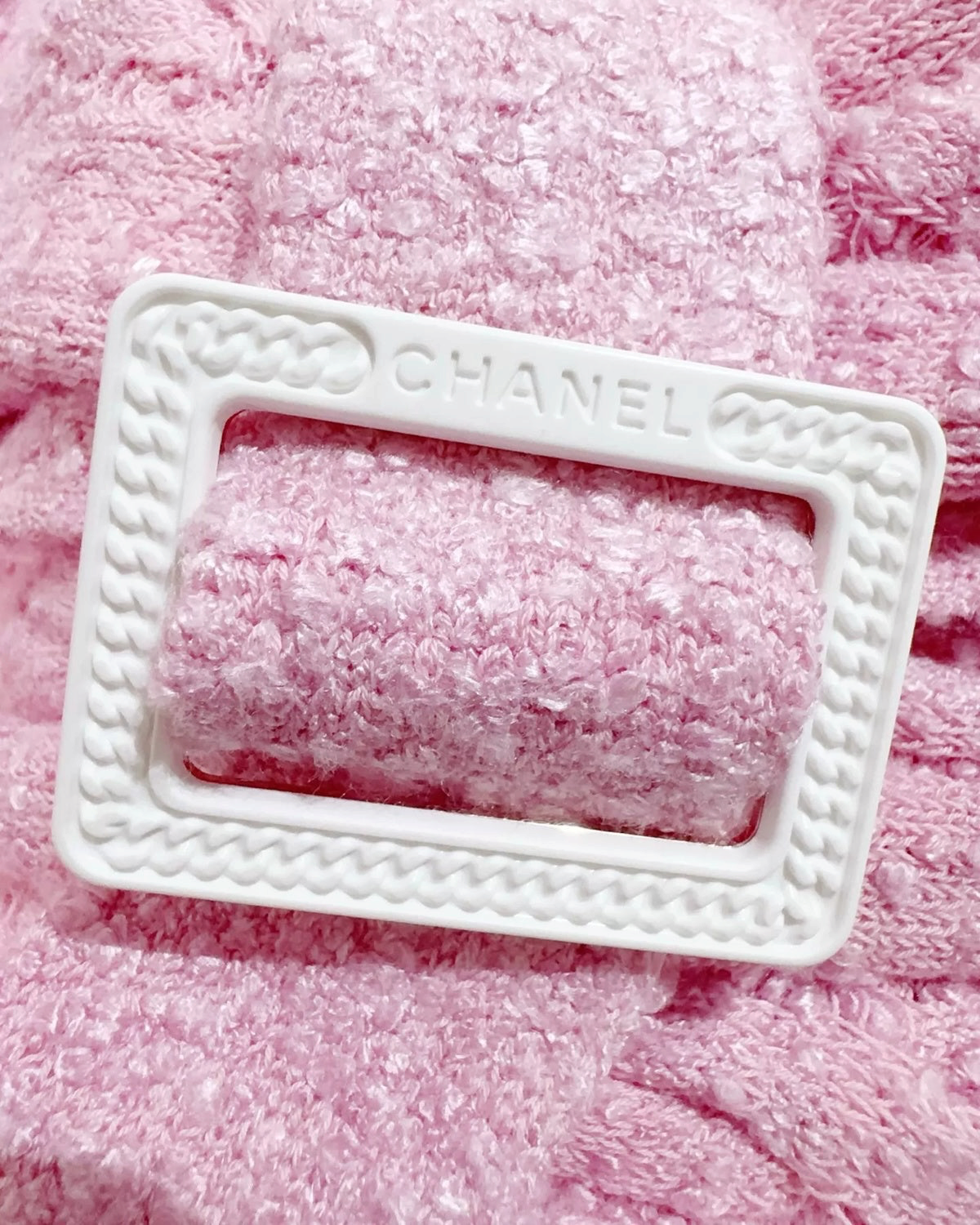 Chanel 22P Belted Bouclé Cardigan Pink, White FR 34