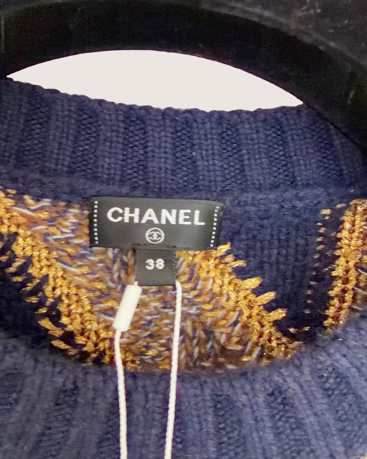 Chanel 21A CC Logo Cashmere Sweater