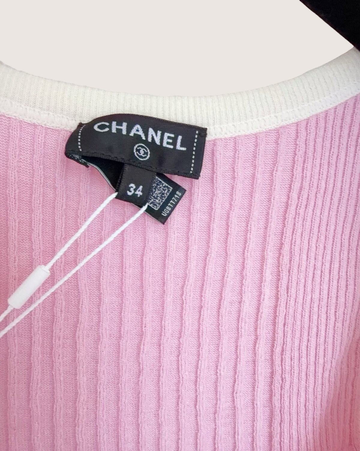 Chanel 25M Coco Beach CC Logo Top Pink, Beige/Ecru FR 34