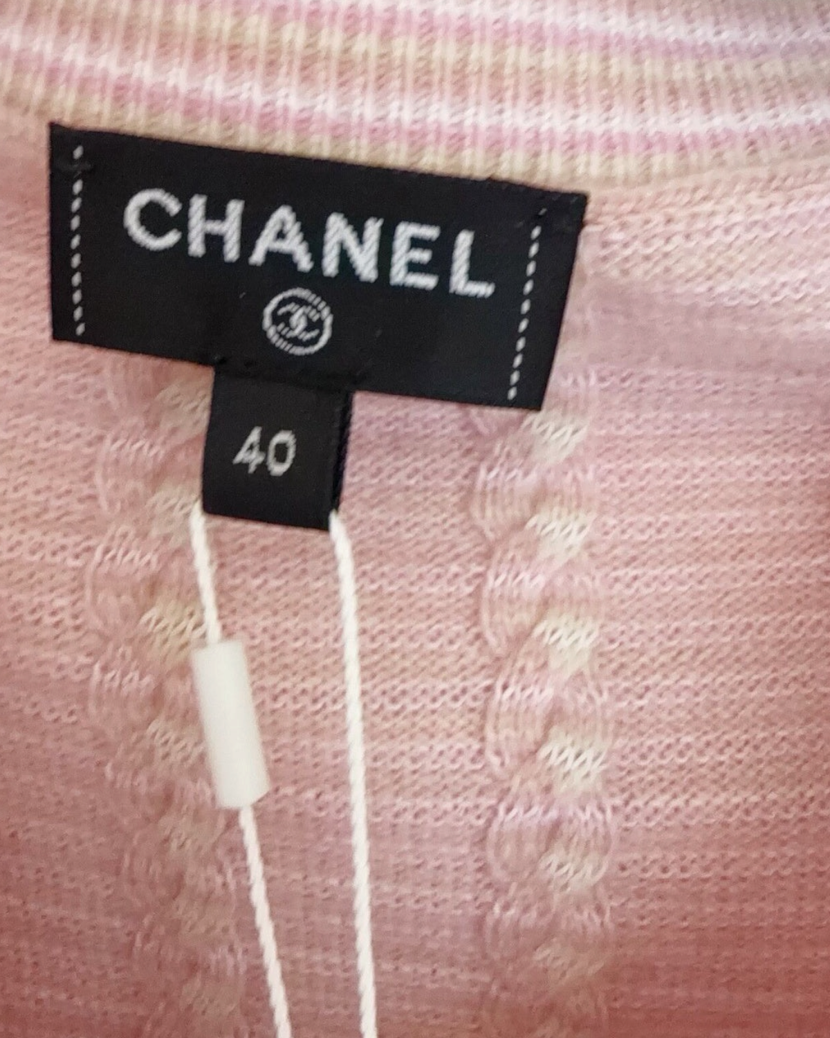 Chanel 25B Cashmere Cable Feather-Trim Cardigan Pink, White, Beige/Ecru FR 40