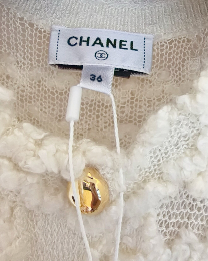Chanel 26A Wavy Bouclé Cardigan Beige/Ecru FR 36