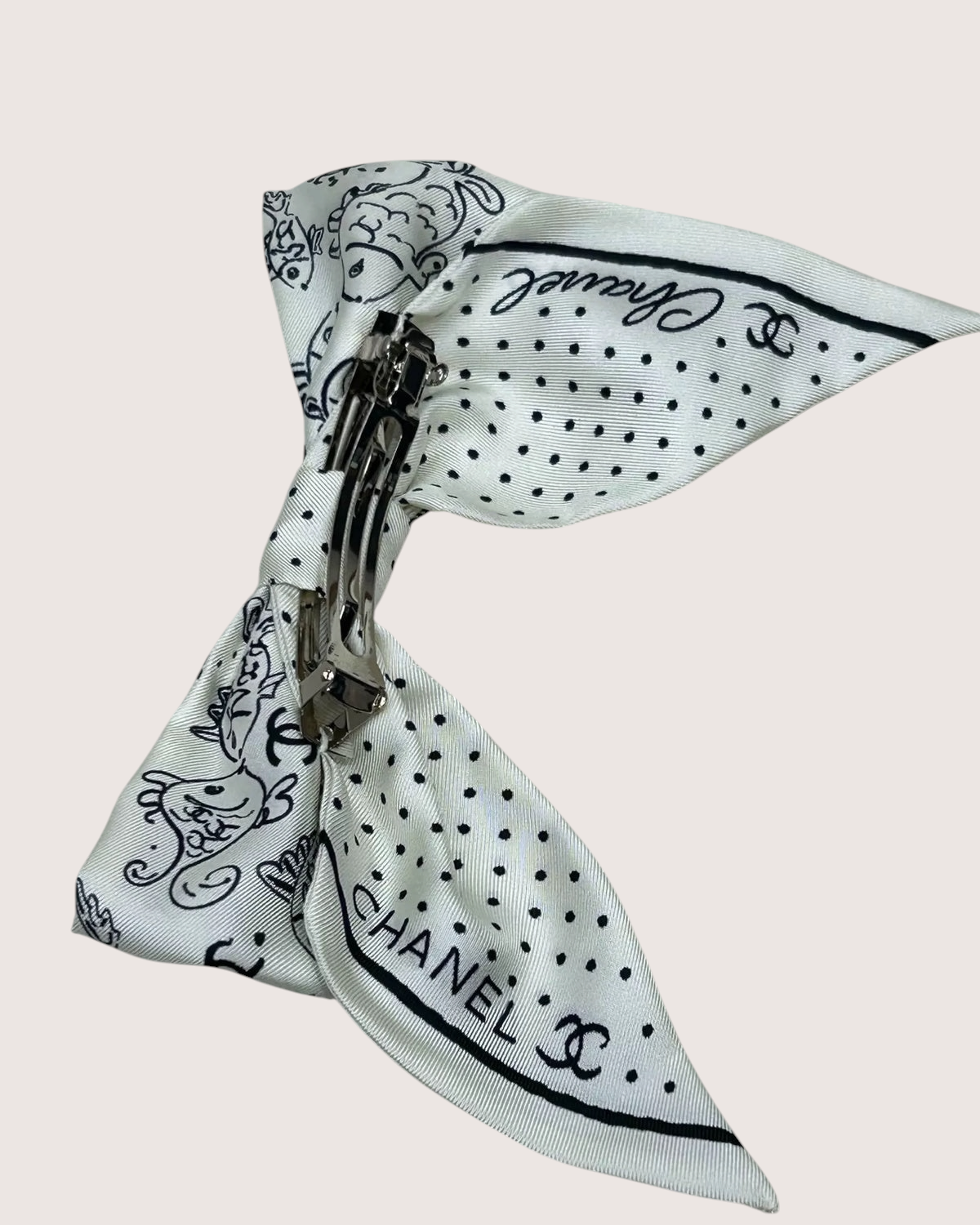 Chanel 25C Silk Bow Brooch White, Black One Size