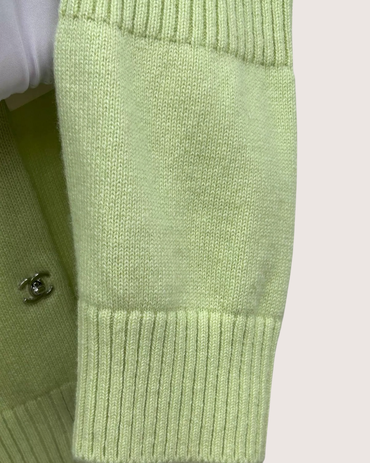 Chanel 24B CC Cashmere Cardigan Green FR 36