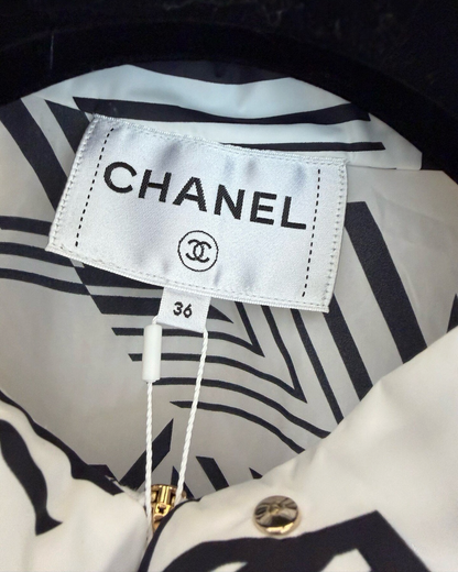 Chanel 23M Coco Beach Star-Stripe Cropped Jacket Black, White FR 36