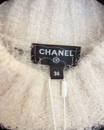 Chanel 23K Cashmere Floral Sweater Beige/Ecru, Black, Pink FR 36