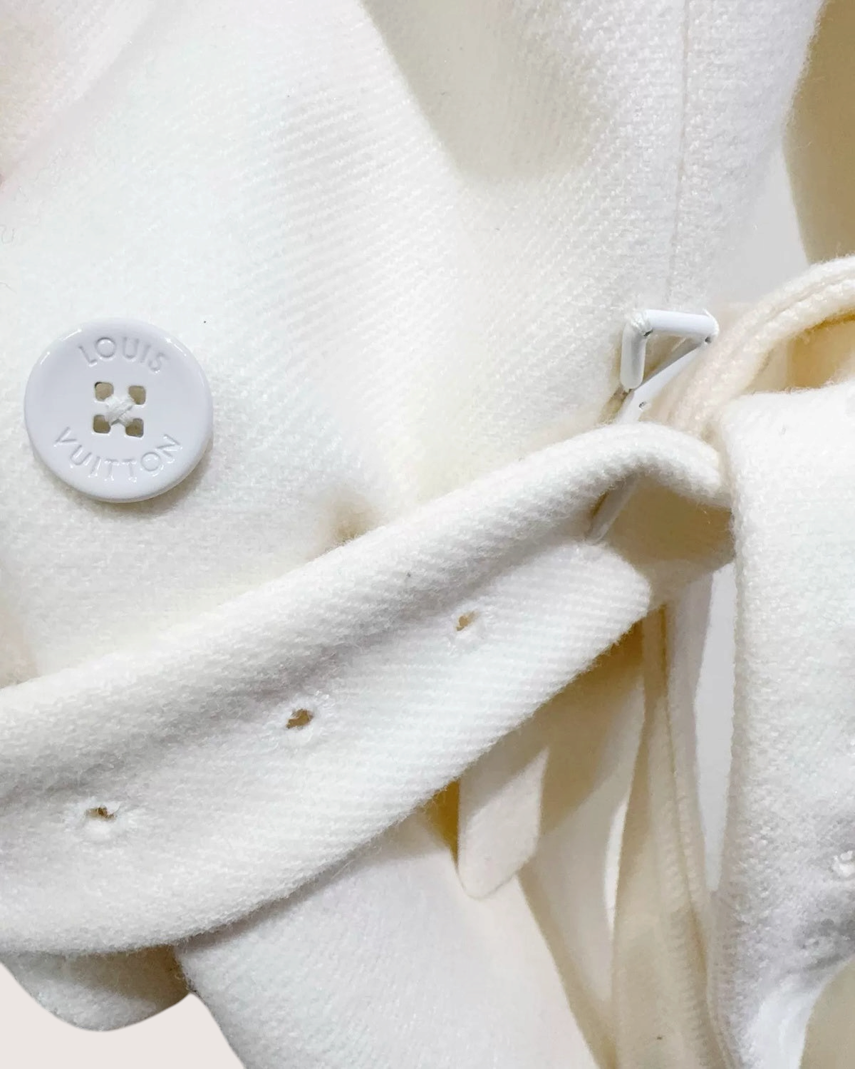 Louis Vuitton Belted Wool Coat White FR 50
