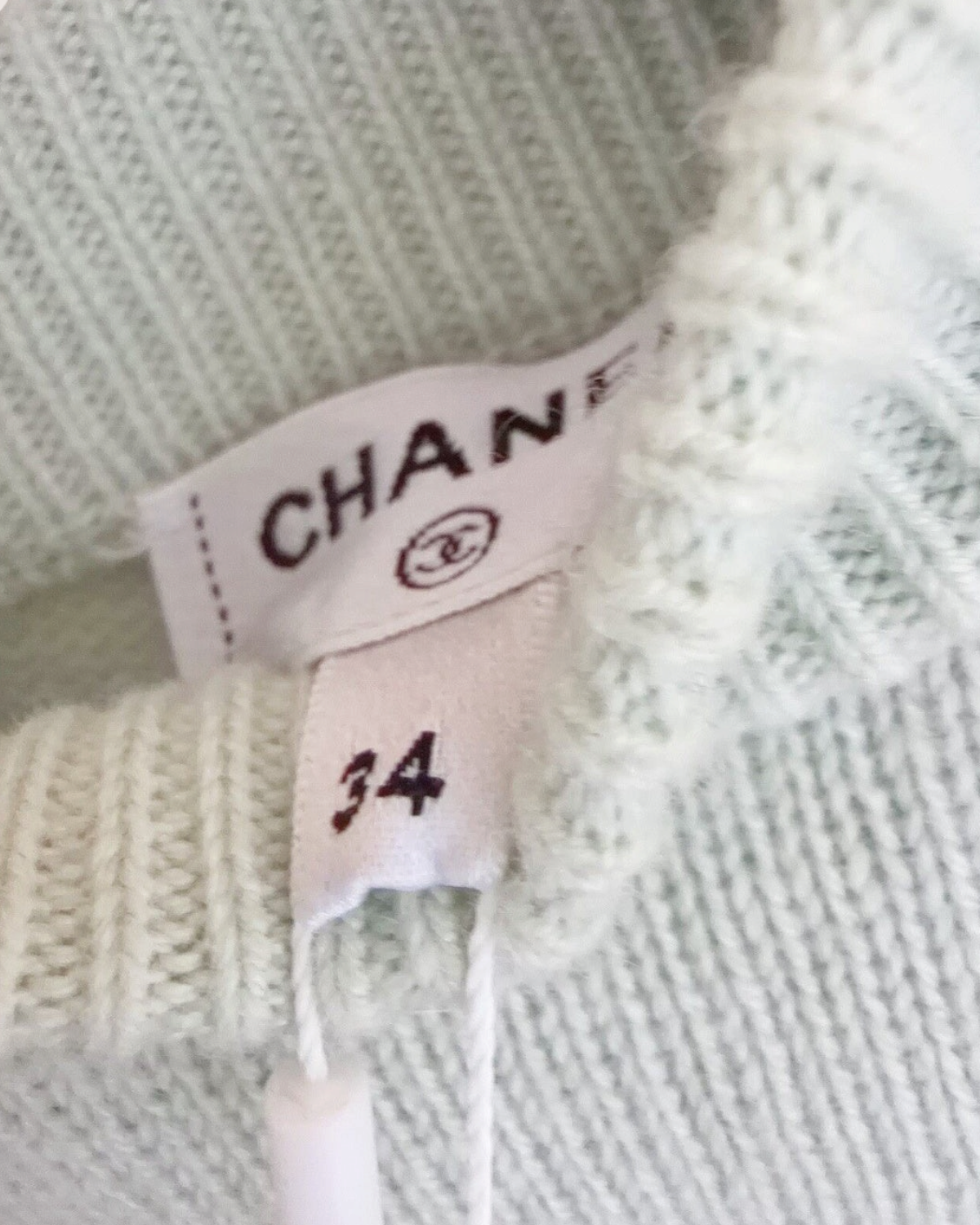 Chanel 25S Cashmere Patch-Pocket Cardigan Green FR 34