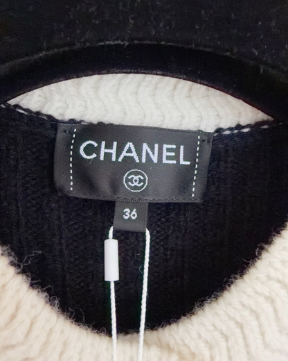 Chanel 25N Coco Neige Wool Ski Cardigan Black, White FR 36