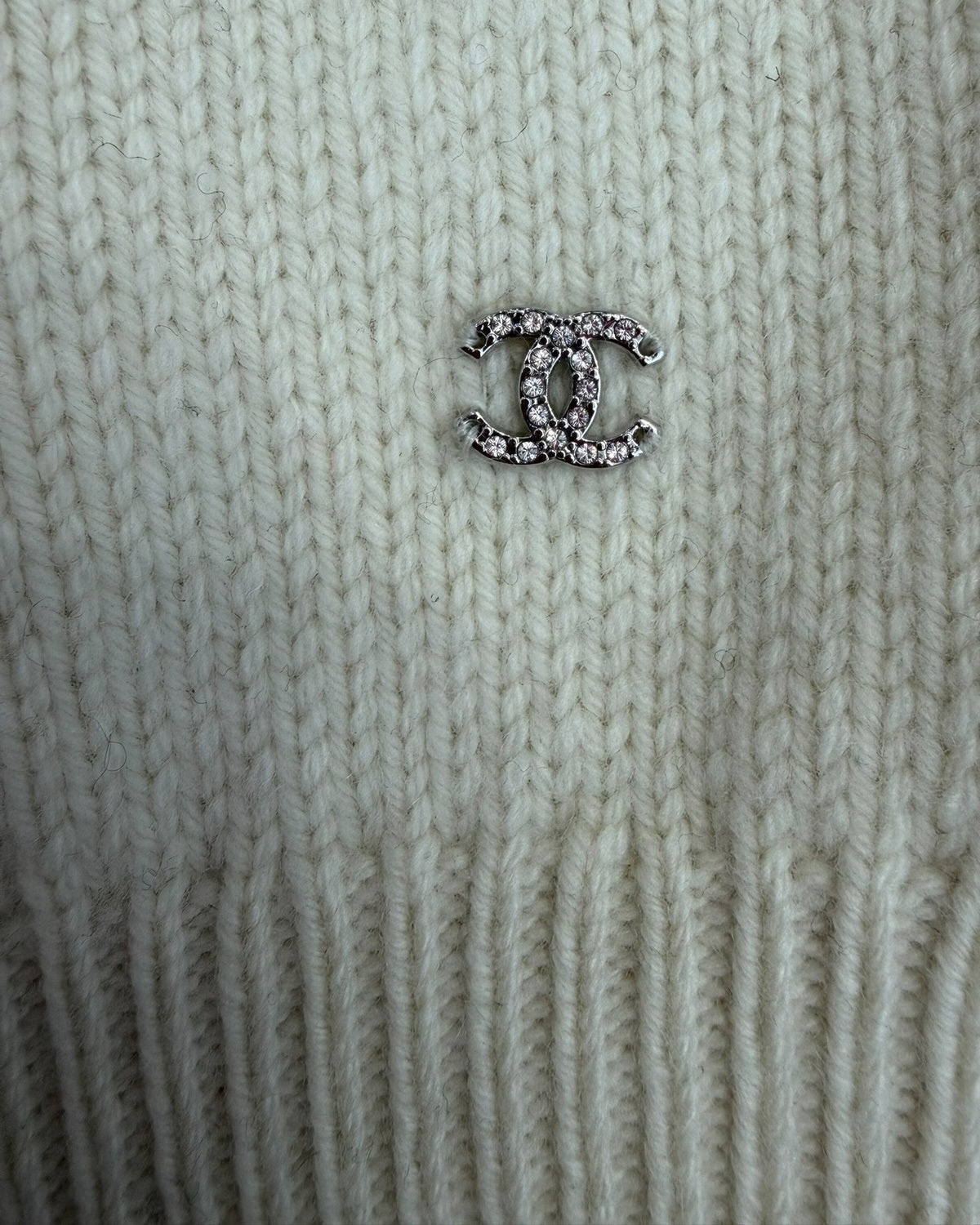 Chanel 25N Coco Neige Fawn Sweater Beige/Ecru, Black, Brown FR 36