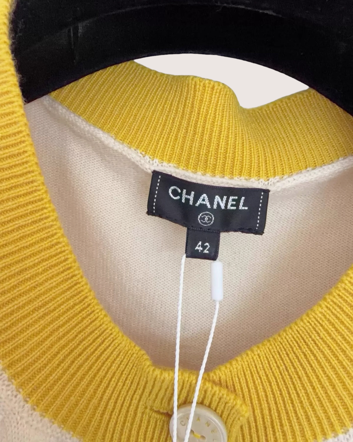 Chanel 19S Logo Cashmere Cardigan - view 4