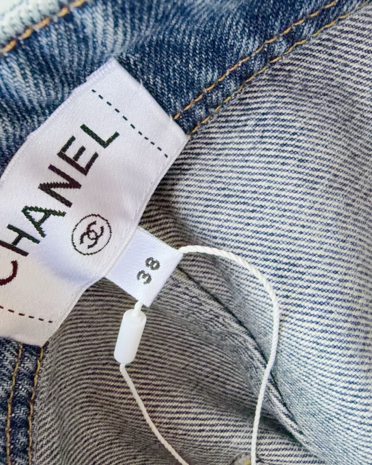 Chanel 26B CC-Embroidered Straight Denim Jeans Blue FR 38