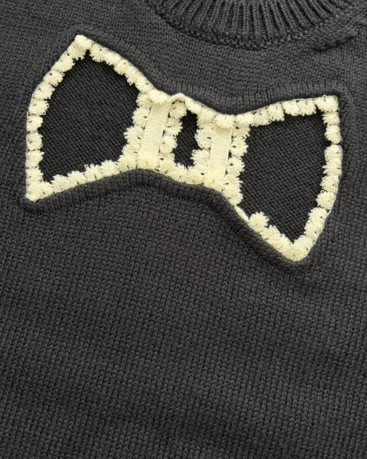 Chanel 25K Bow Wool Sweater