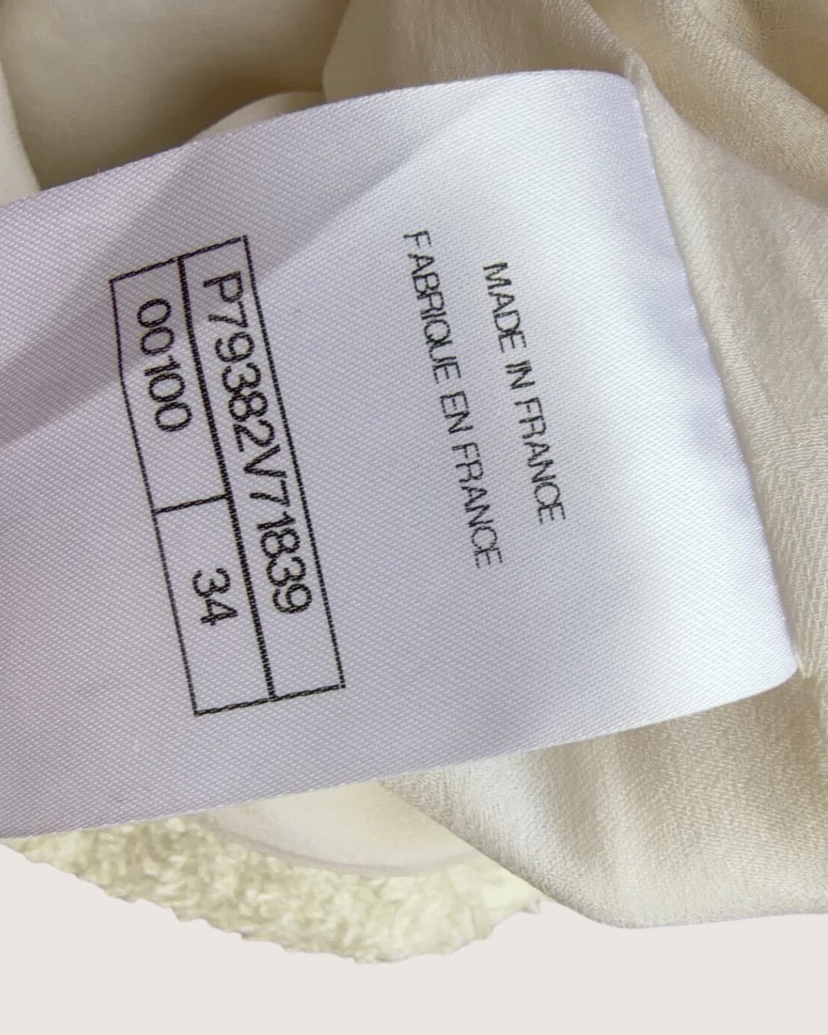 Chanel 25S Sequin Tweed Vest White FR 34