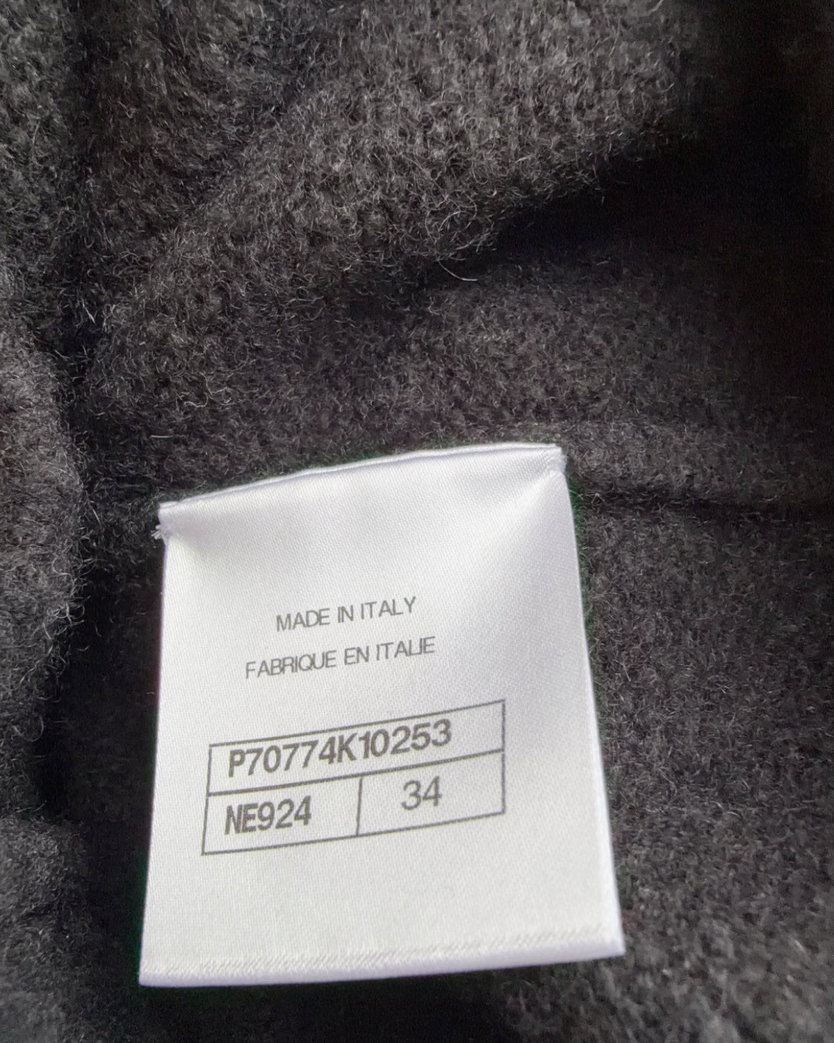 Chanel 21N Coco Neige Cashmere Two-Tone Coco Sweater Black, Beige/Ecru FR 38