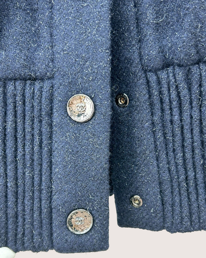 Chanel 25B Wool CC Heart-Pocket Jacket Navy FR 34