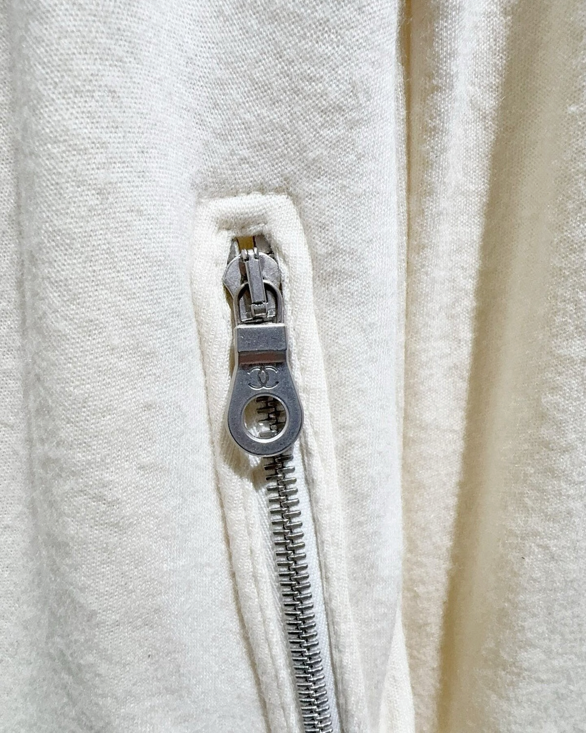 Chanel 10A CC Zip-Up Jacket Beige/Ecru FR 38