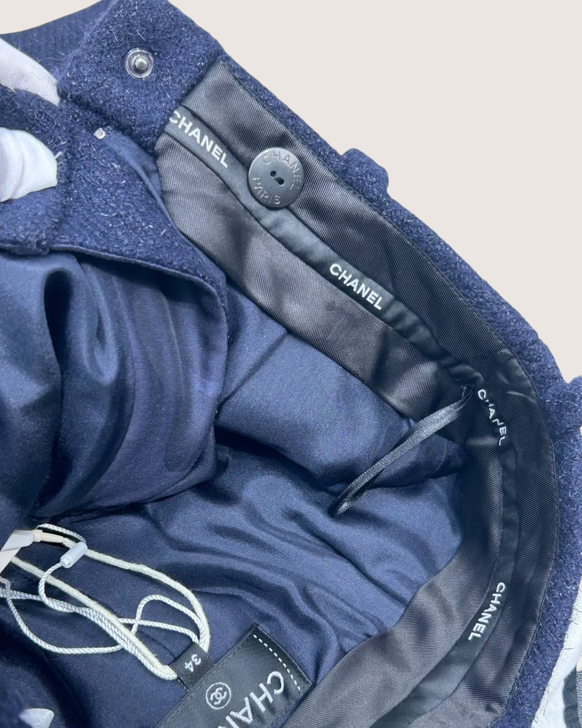 Chanel 25B Cashmere CC Heart-Pocket Shorts Navy FR 34