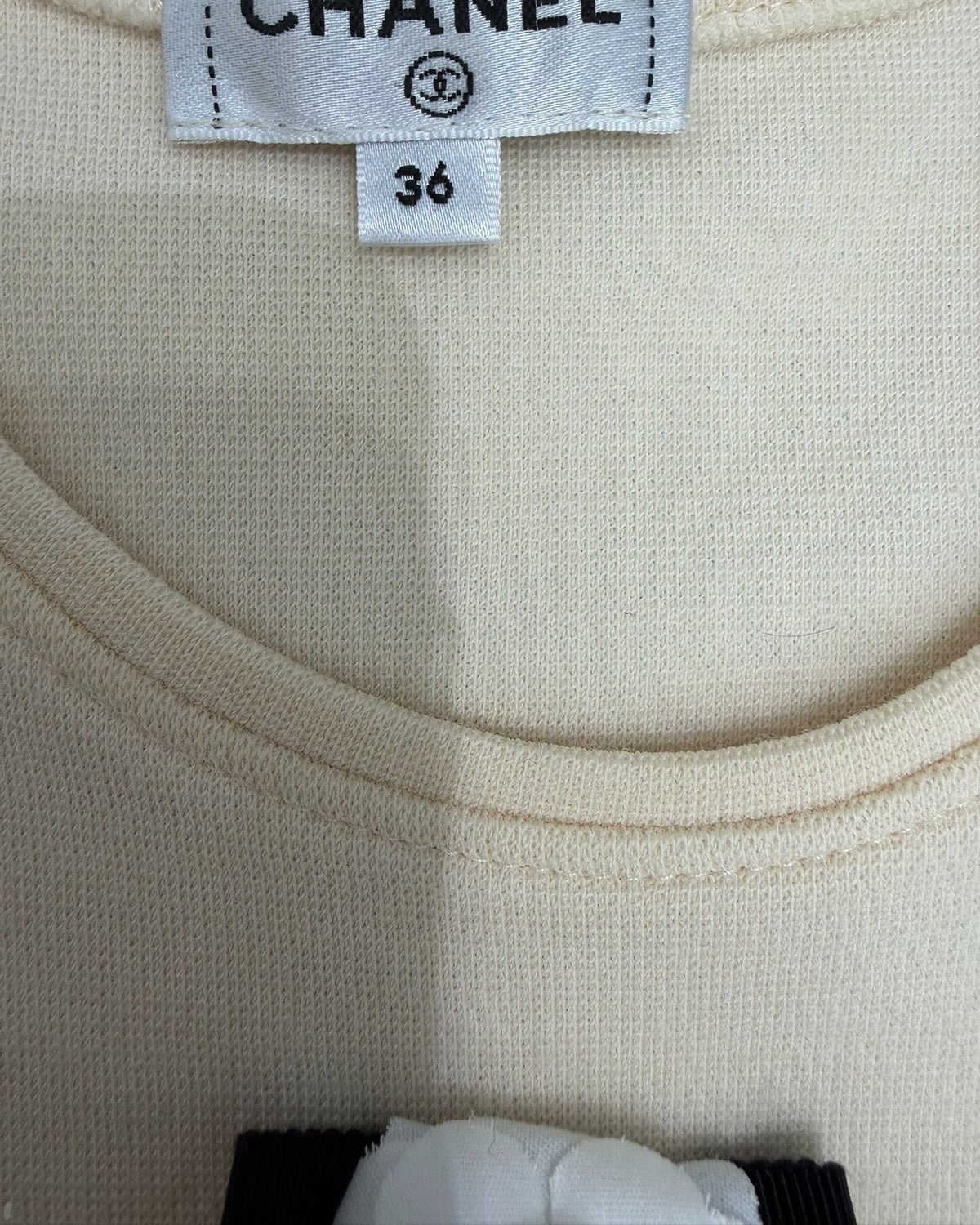 Chanel 20A Wool CC Camellia Vest Beige/Ecru, Black FR 36