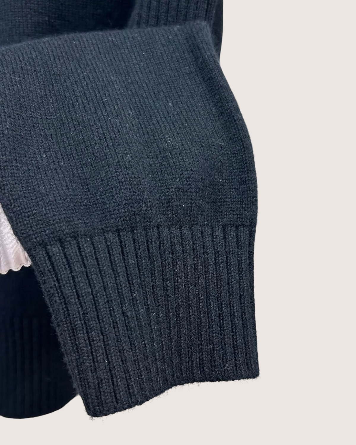 Chanel 24B Cashmere Sweater Black FR 36