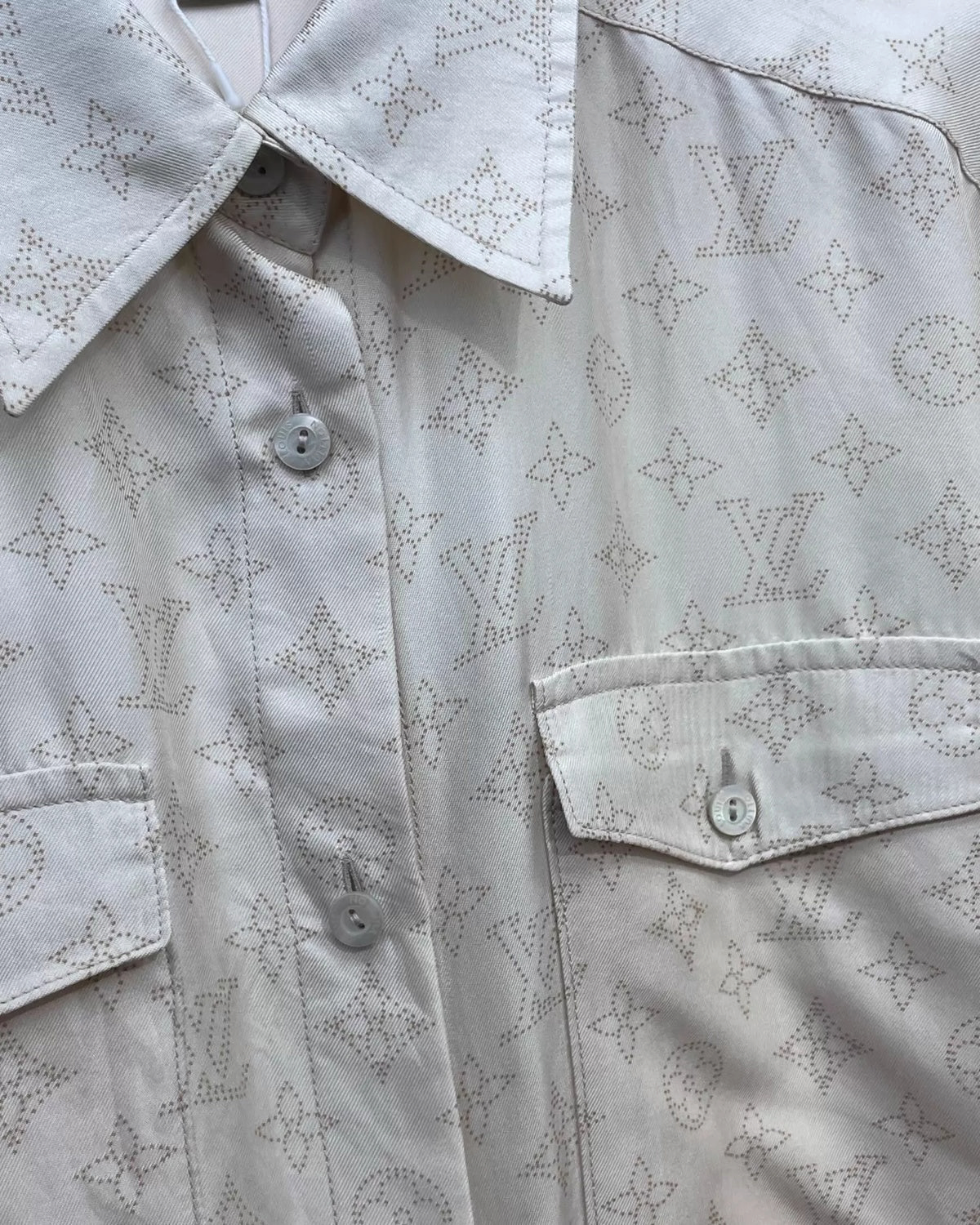 Louis Vuitton Monogram Silk Shirt - view 5
