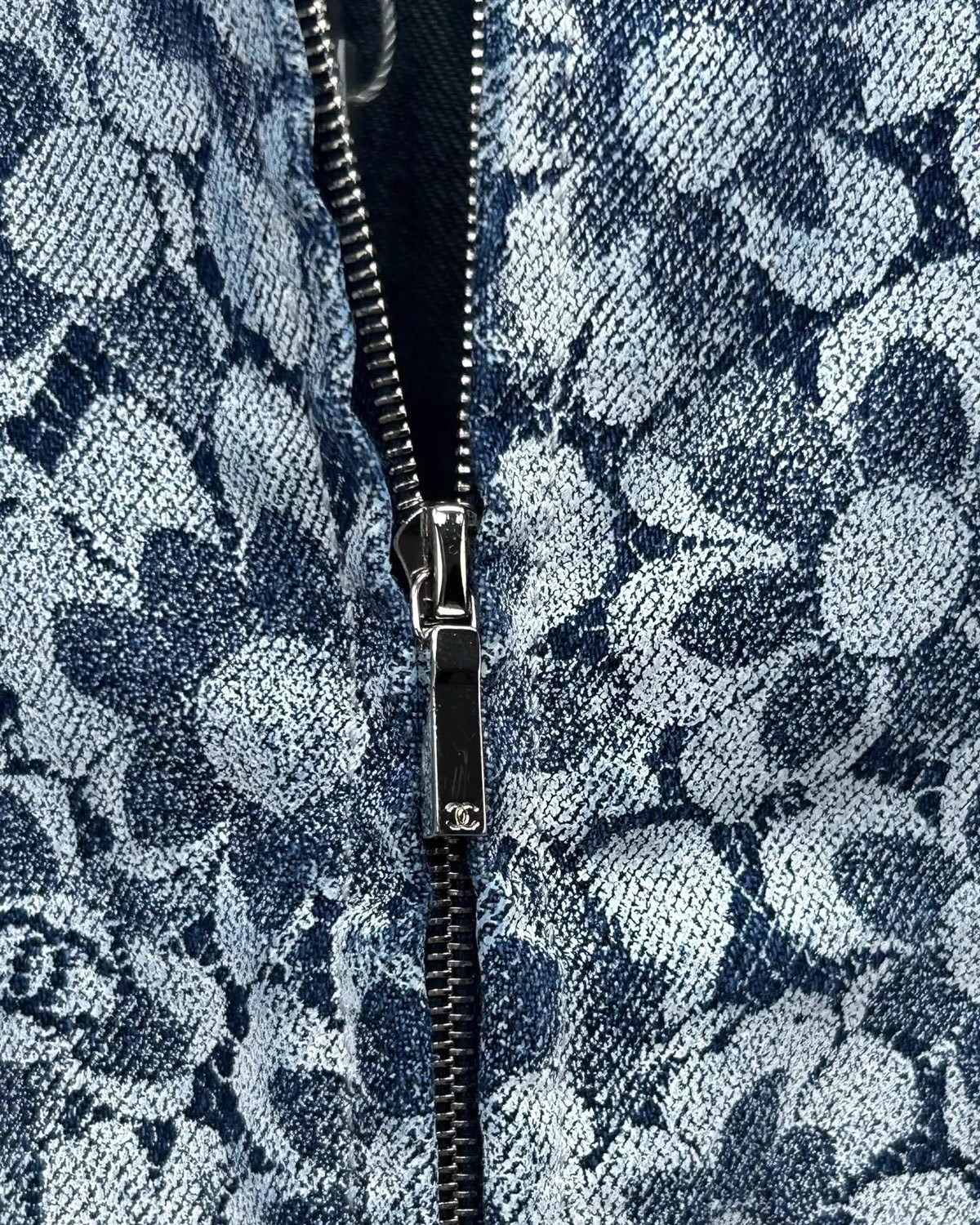 Chanel 24B Denim Logo Jacket - view 5